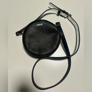 Levi's Black Round Crossbody Bag like new